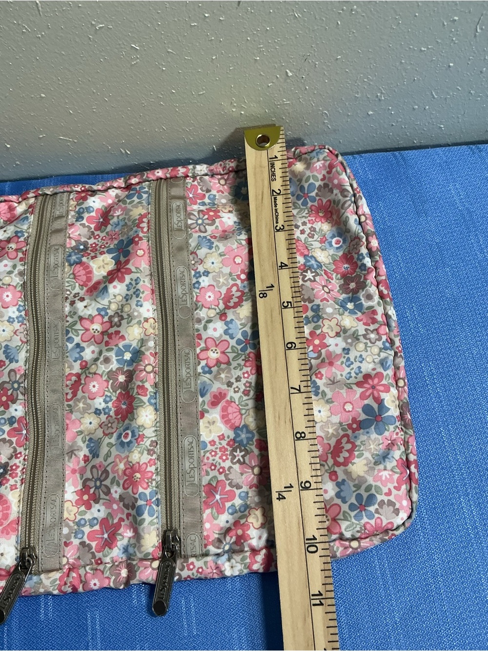 Lesportsac Pink and Blue Floral Crossbody Shoulder Bag - Picture 5 of 7